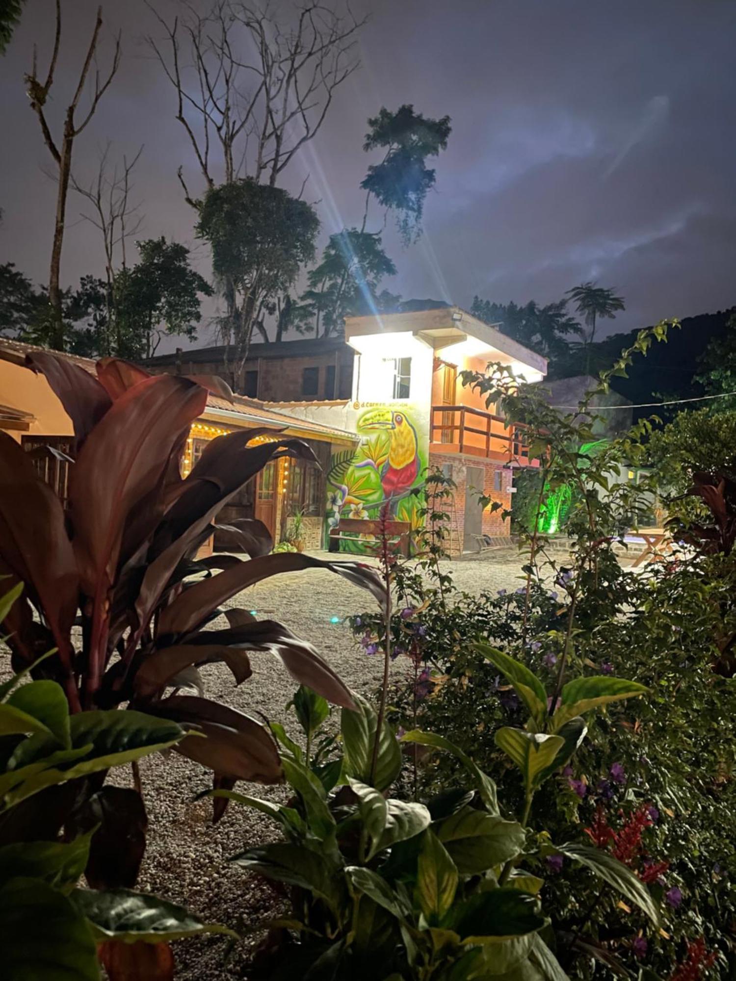 Pousada Dona Carmem Ubatuba Eksteriør bilde